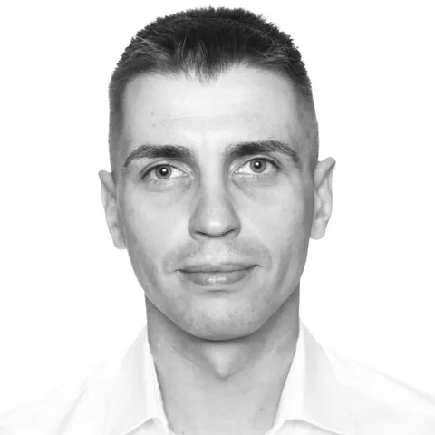 Damian – DevOps · Backend